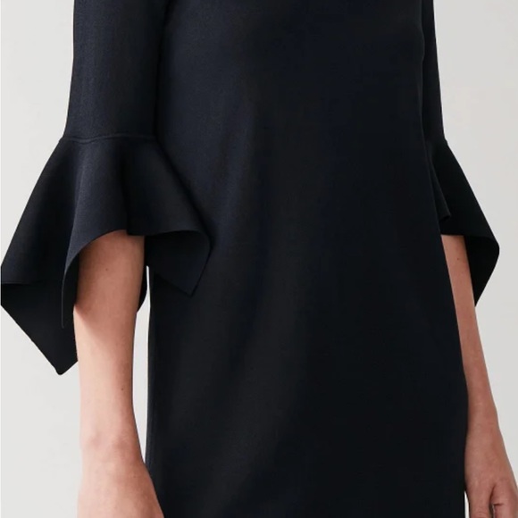 COS dress - Picture 4 of 5